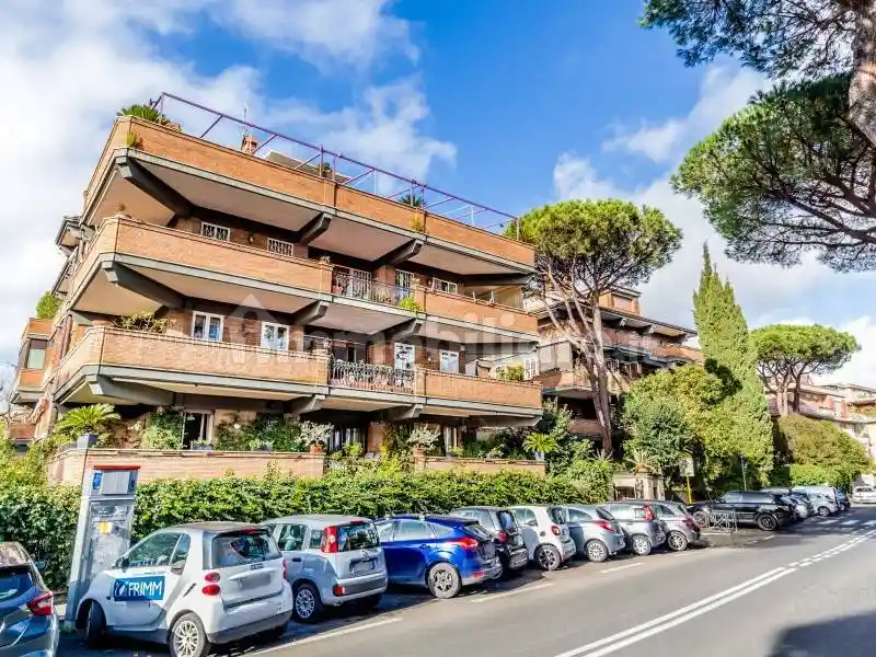 Appartamento in vendita a Roma