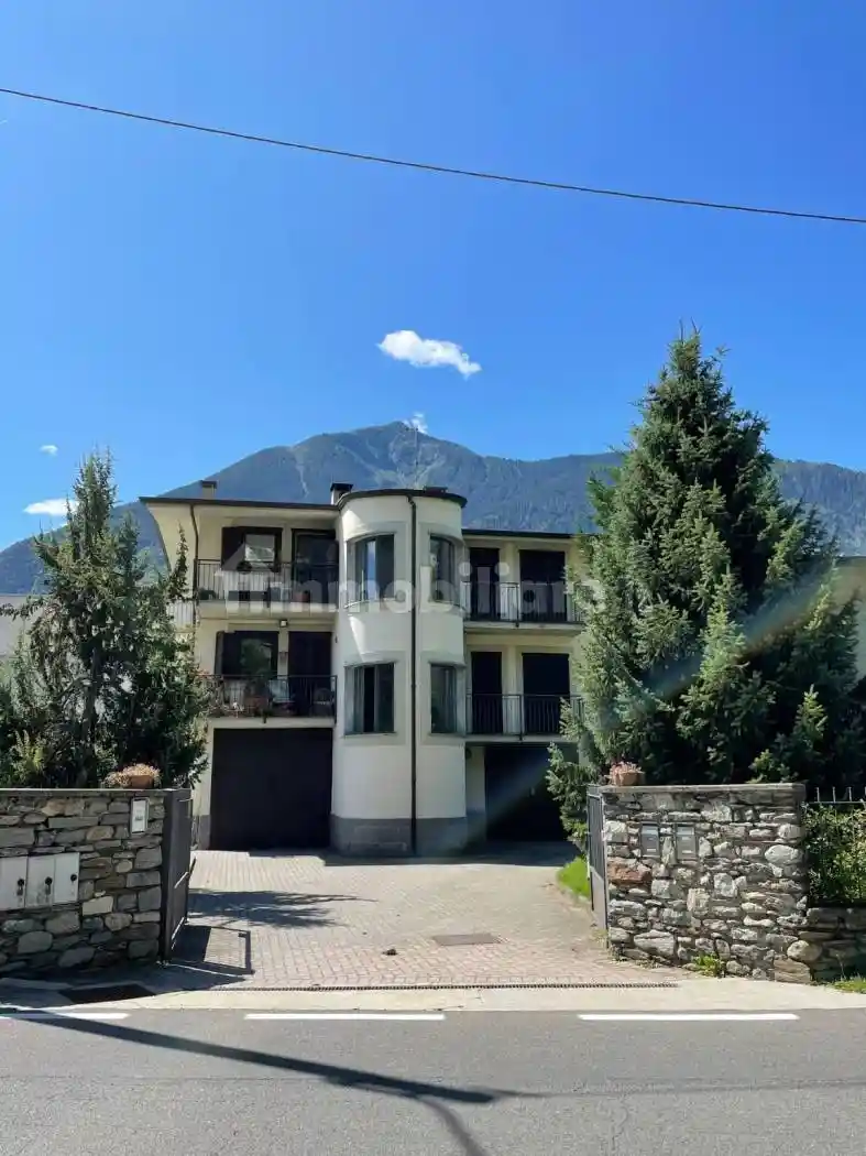 Appartamento in vendita a Castione Andevenno