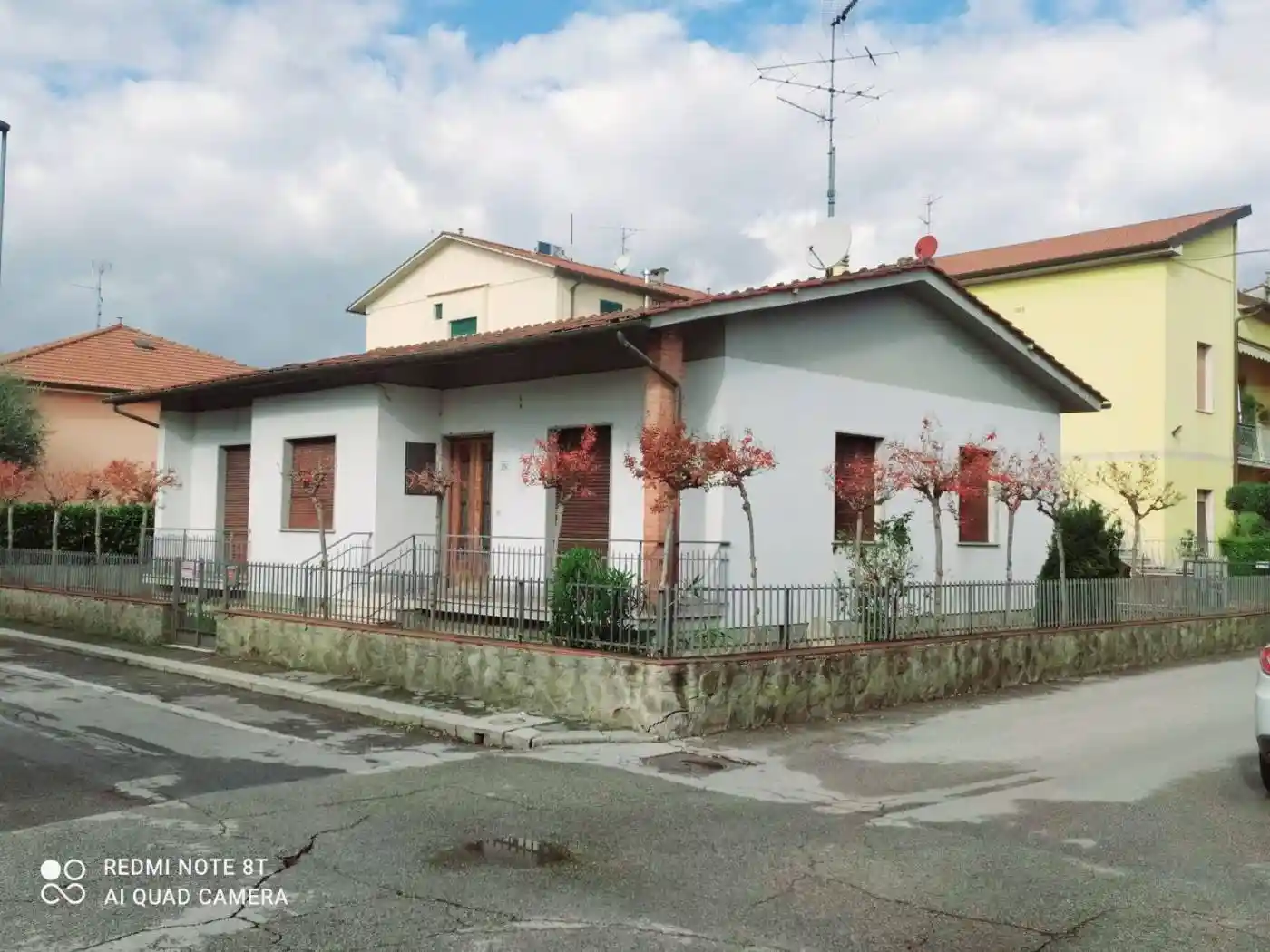 Casa indipendente in vendita a Pistoia