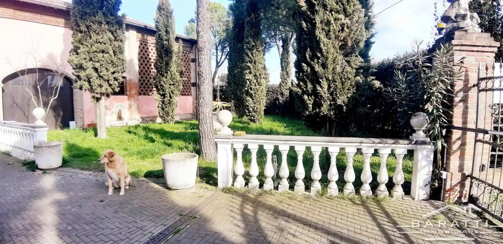 Villa in vendita a Mirandola