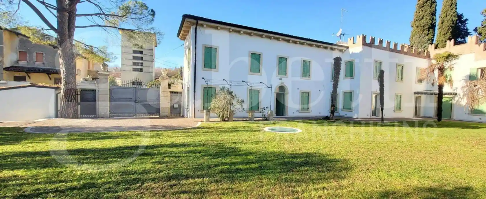 Villa in vendita a Verona