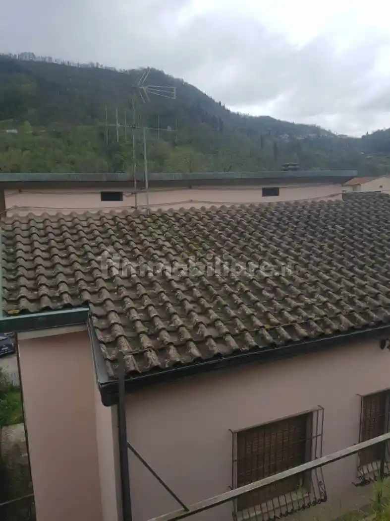 Casa indipendente in vendita a Vernio