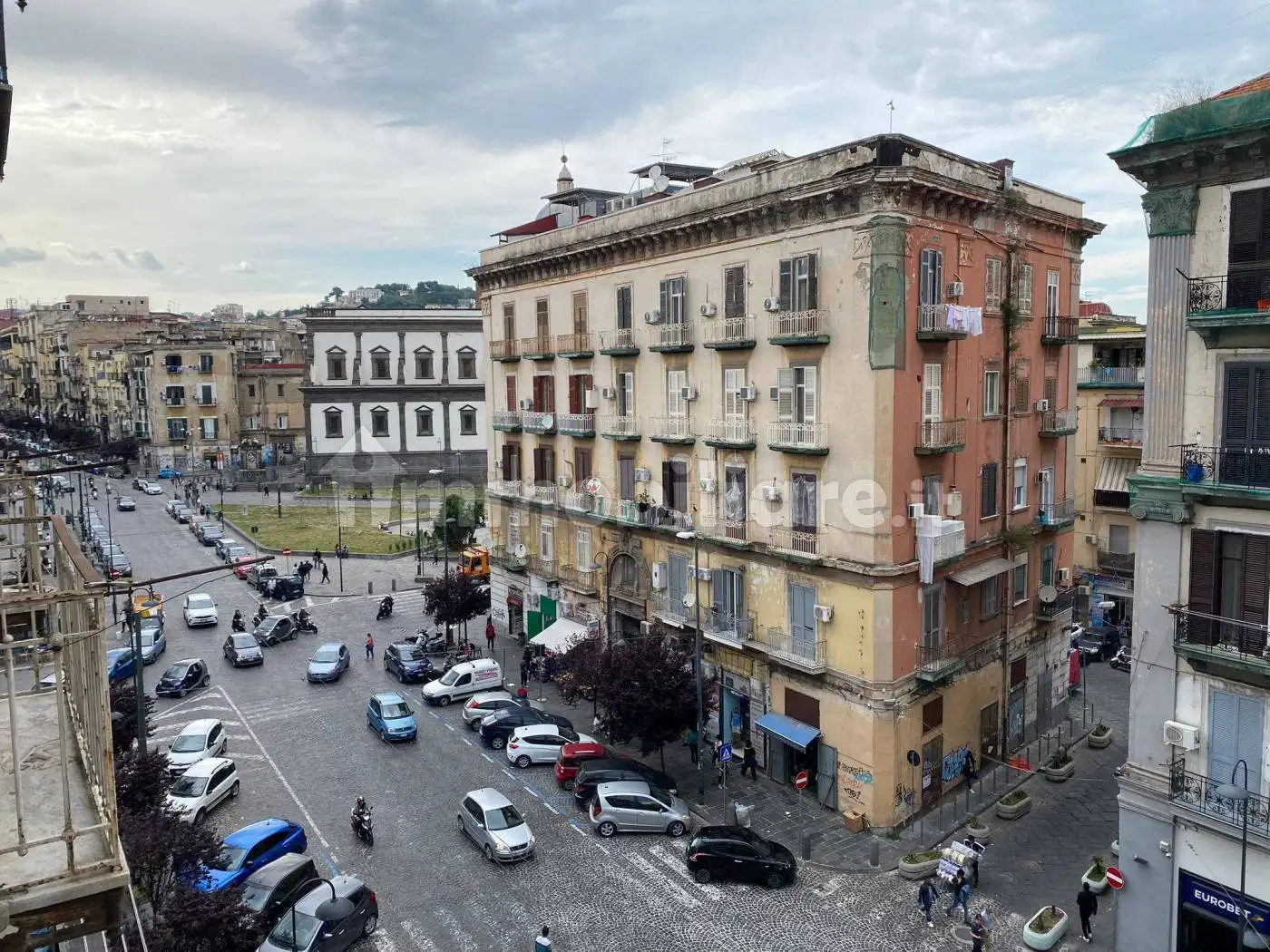 Appartamento in vendita a Napoli