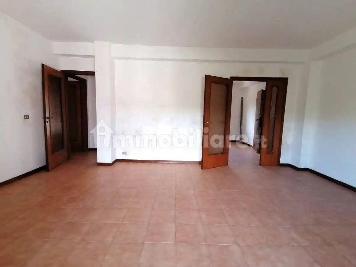 Quadrilocale viale Aldo Moro, 26, Santa Barbara - San Sisto, L'Aquila - foto 3