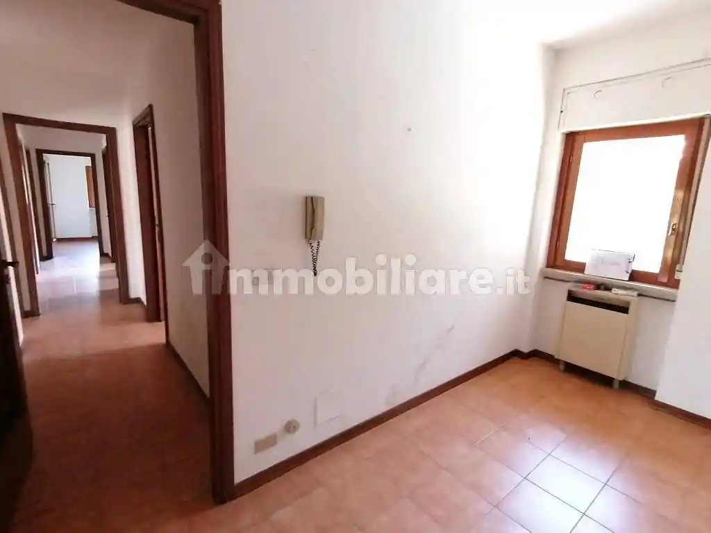 Quadrilocale viale Aldo Moro, 26, Santa Barbara - San Sisto, L'Aquila - foto 4