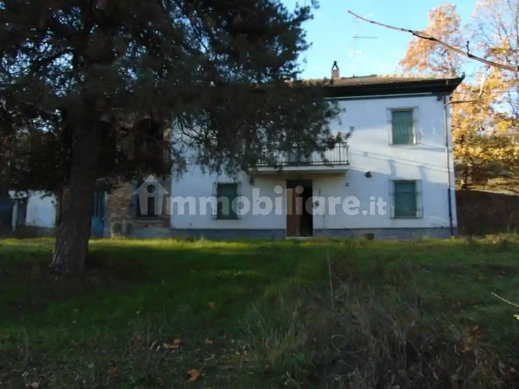 Rustico - Casale in vendita a Mombaruzzo