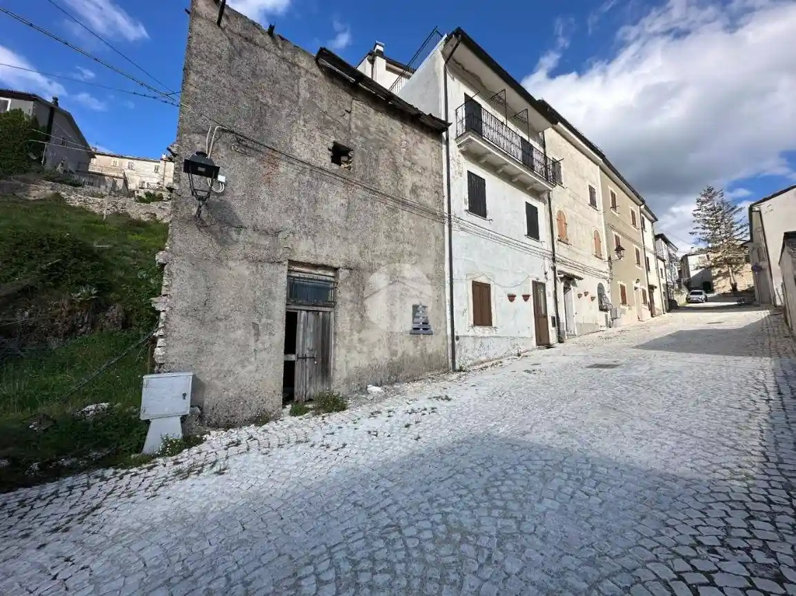 Rustico via centrale, Centro, Rocca di Mezzo - foto 4