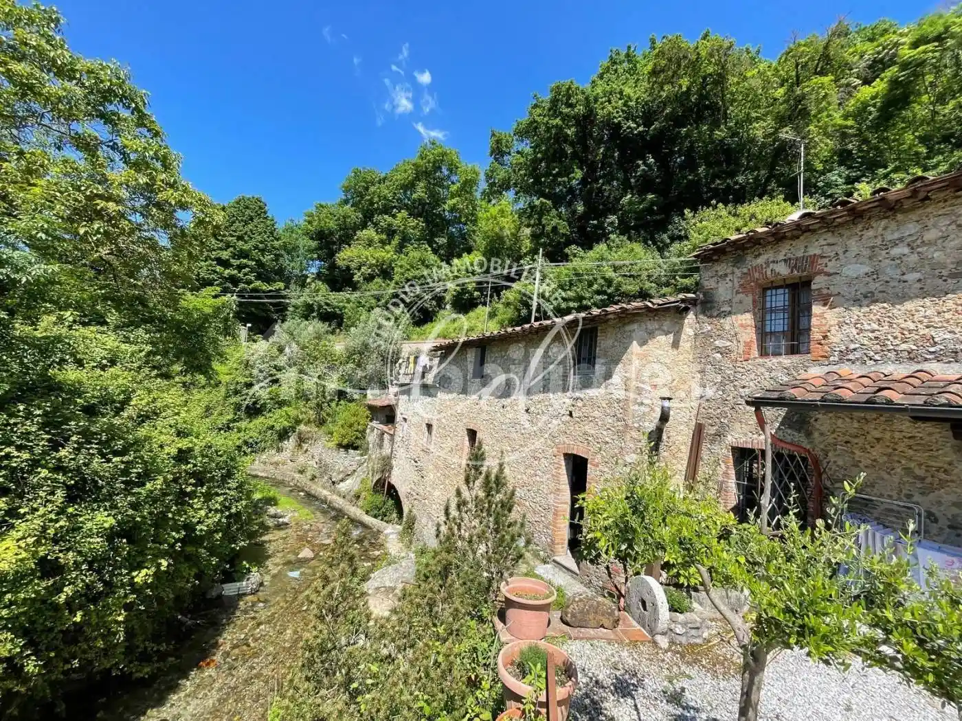 Rustico - Casale in vendita a Camaiore