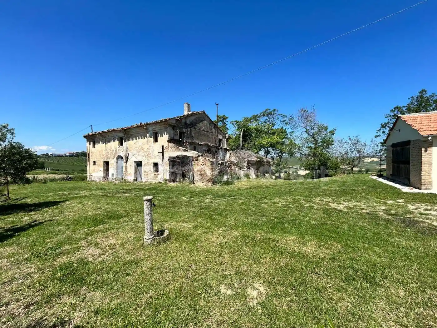 Rustico - Casale in vendita a Monte San Vito