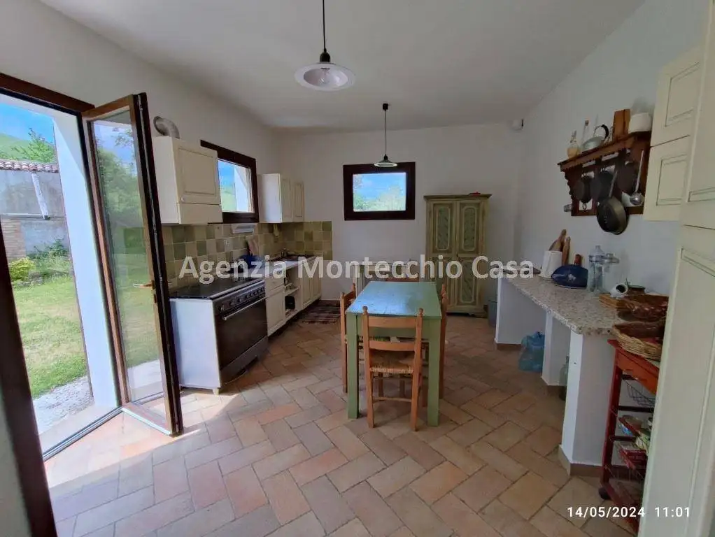 Rustico via San Bernardino, Sassocorvaro Auditore - foto 4