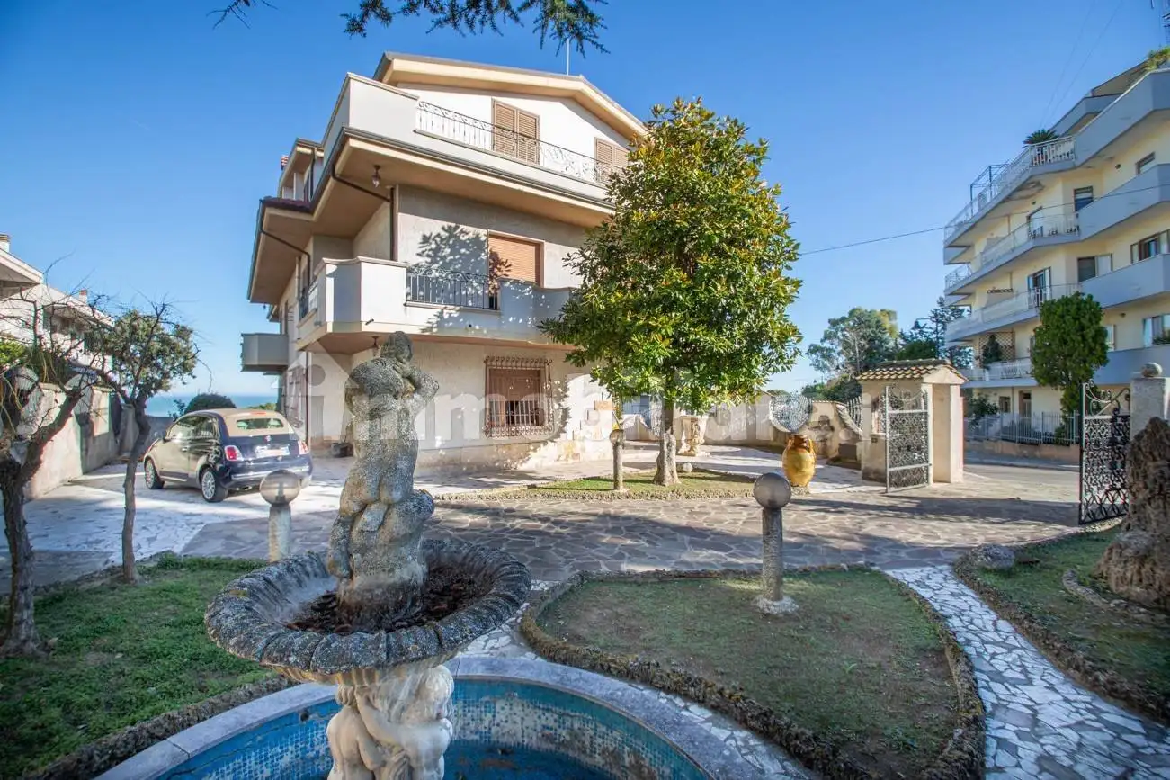 Villa in vendita a Pescara