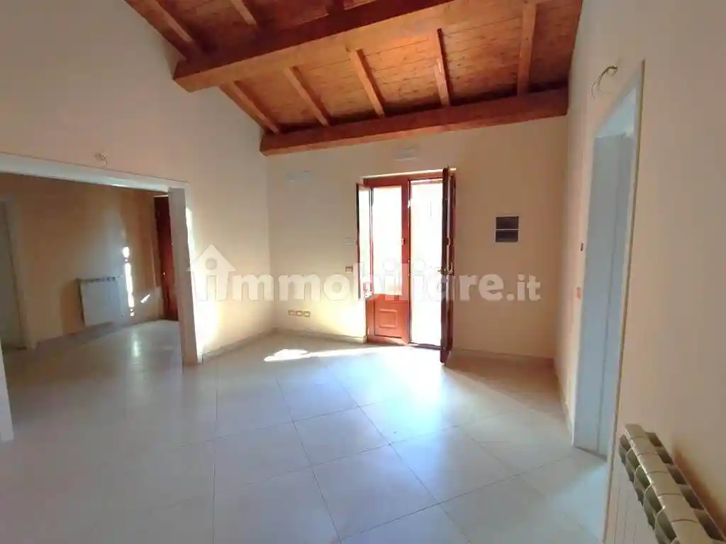 Casa indipendente in vendita a Trecastagni