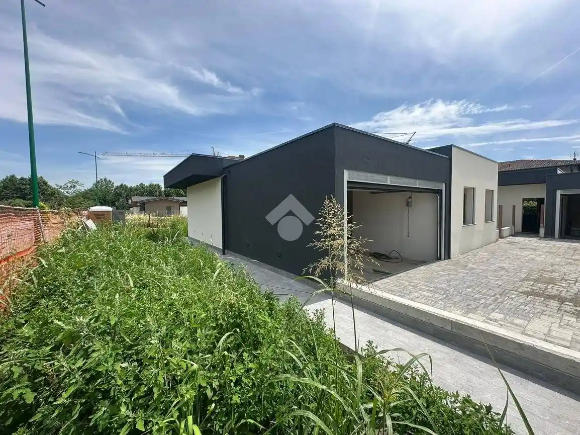 Villa in vendita a Ghisalba