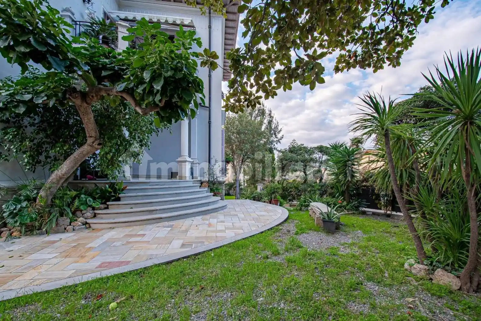 Appartamento in vendita a Bordighera