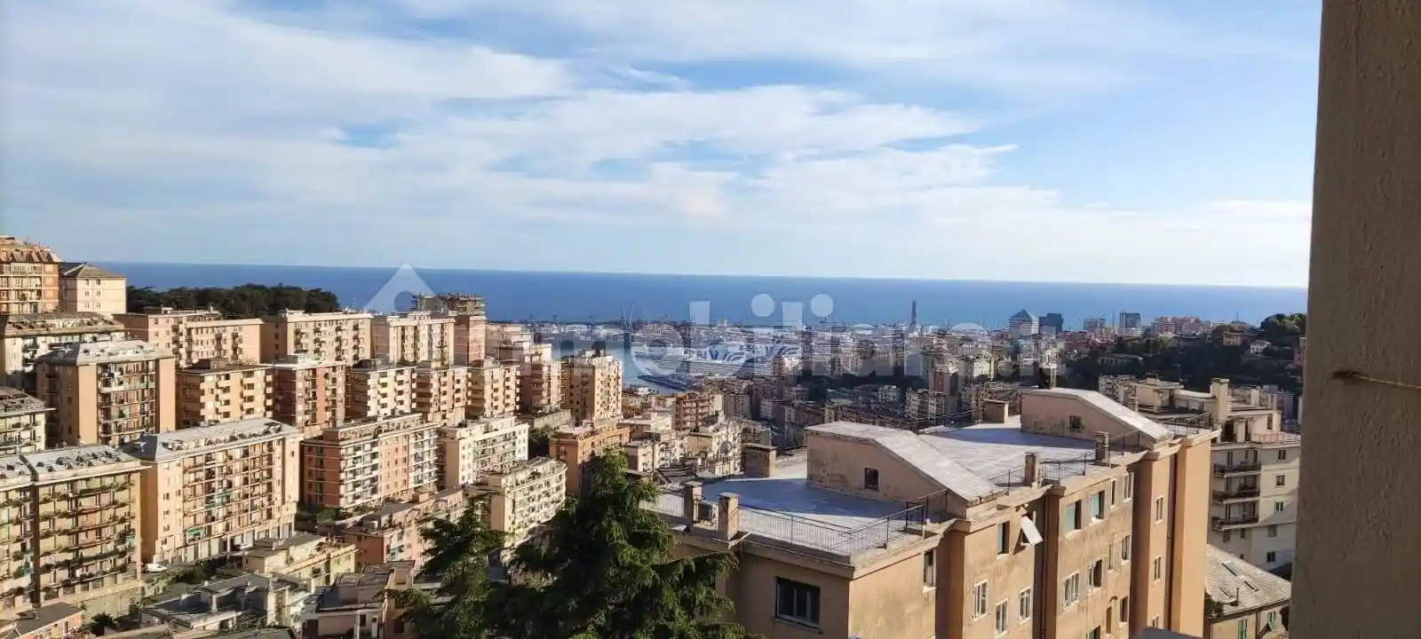 Appartamento in vendita a Genova