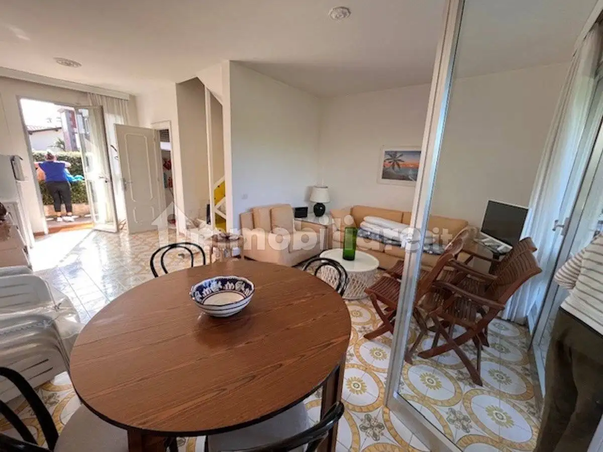 Quadrilocale via Dante Alighieri, Cinquale, Montignoso - foto 2