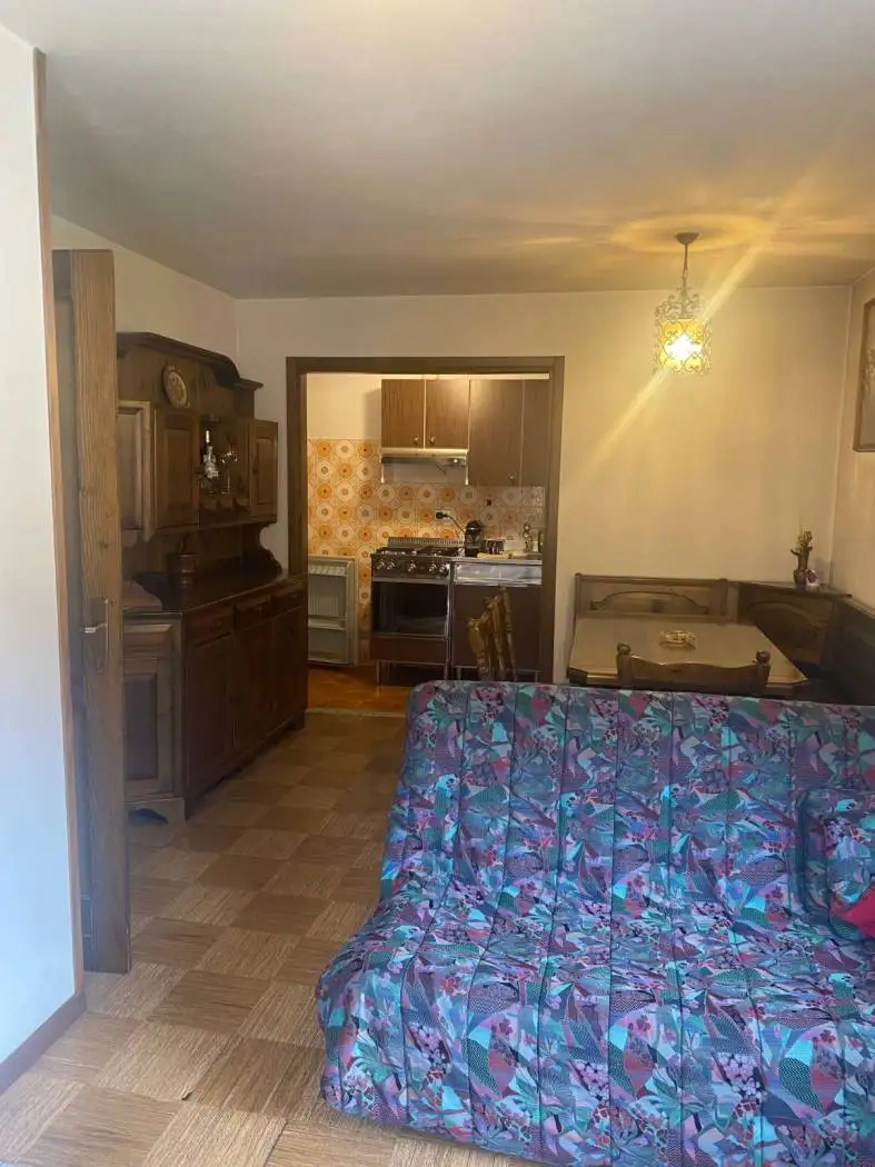 Appartamento via Giuseppe Mazzini 3, Carisolo