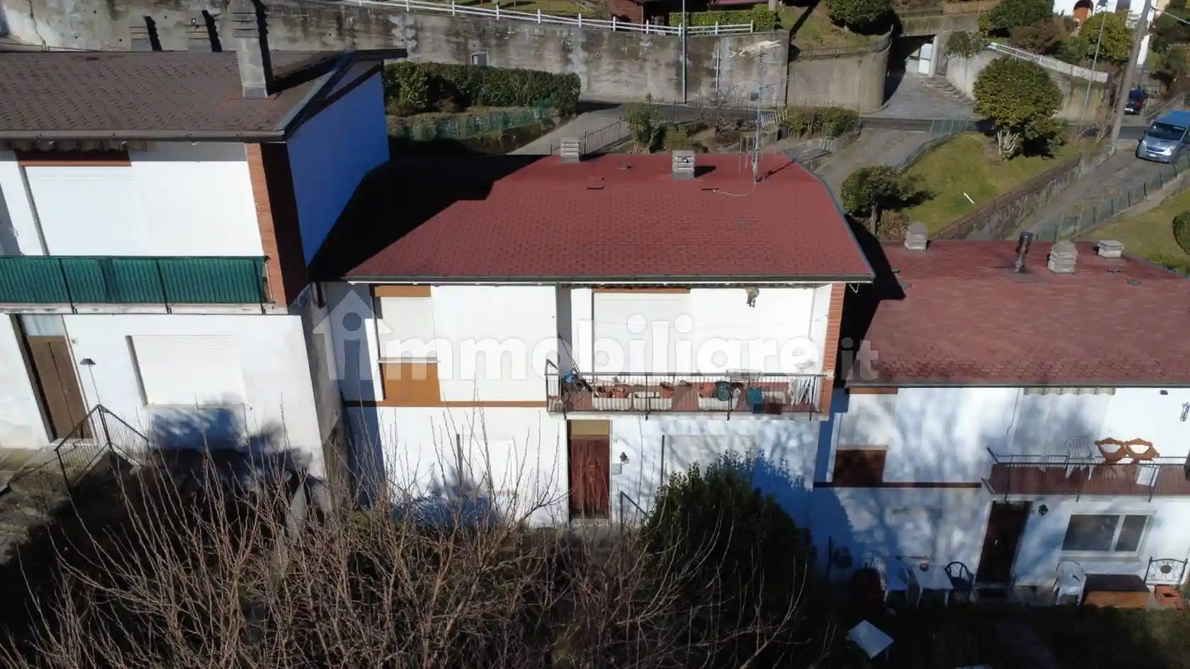 Villa in vendita a Laveno-Mombello