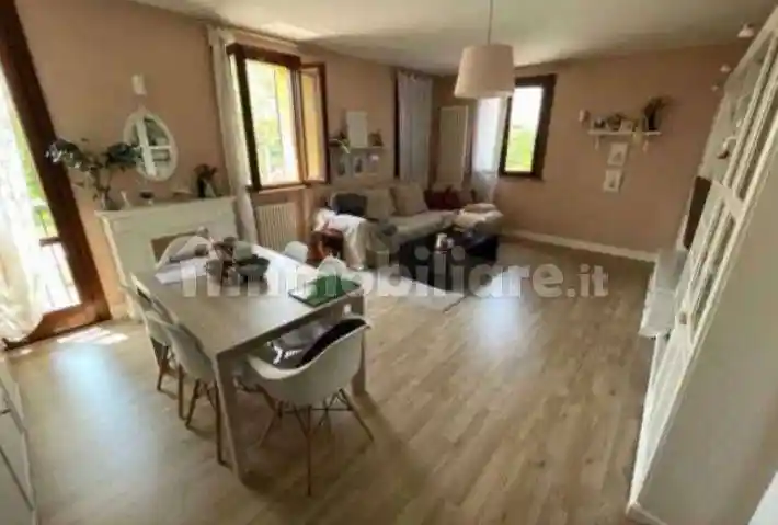 Appartamento in vendita a Cadelbosco di Sopra
