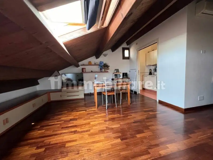 Attico - Mansarda in affitto a Stienta