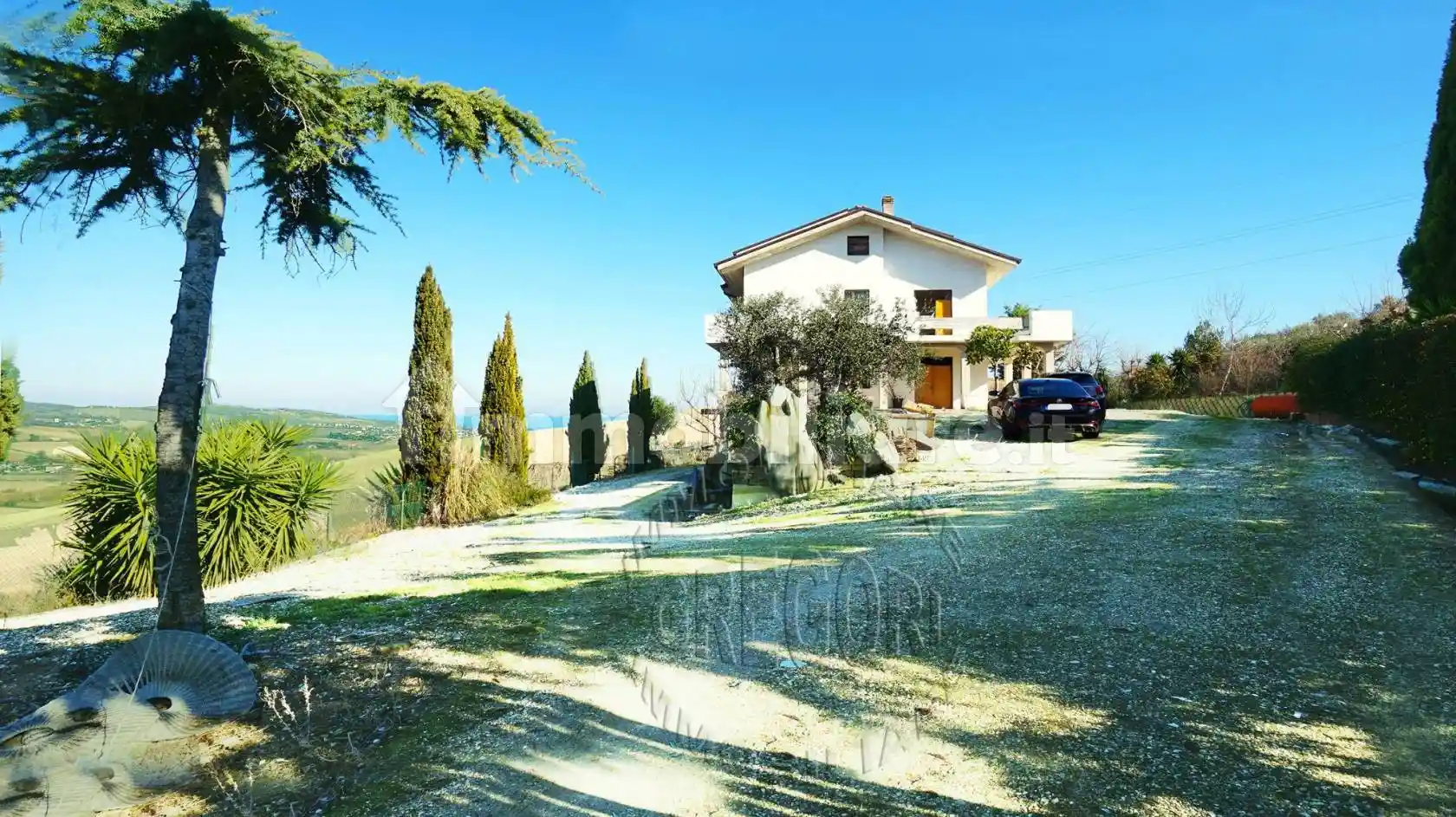 Rustico - Casale in vendita a Fermo