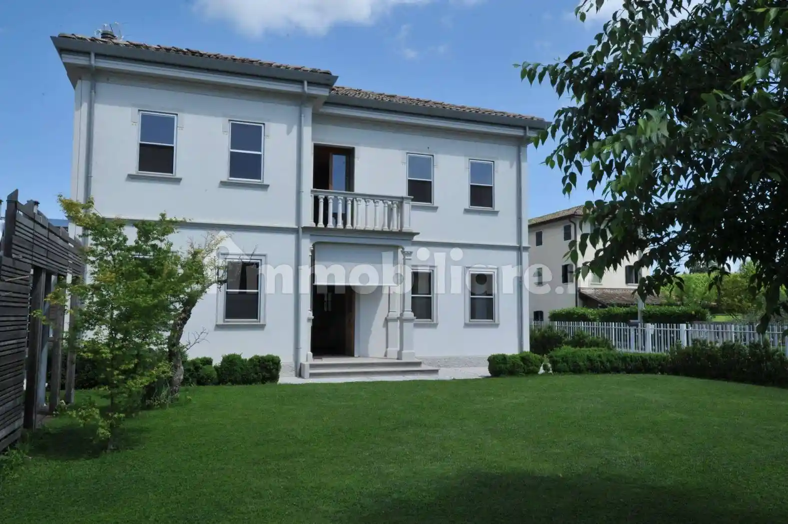 Villa in vendita a Caerano di San Marco