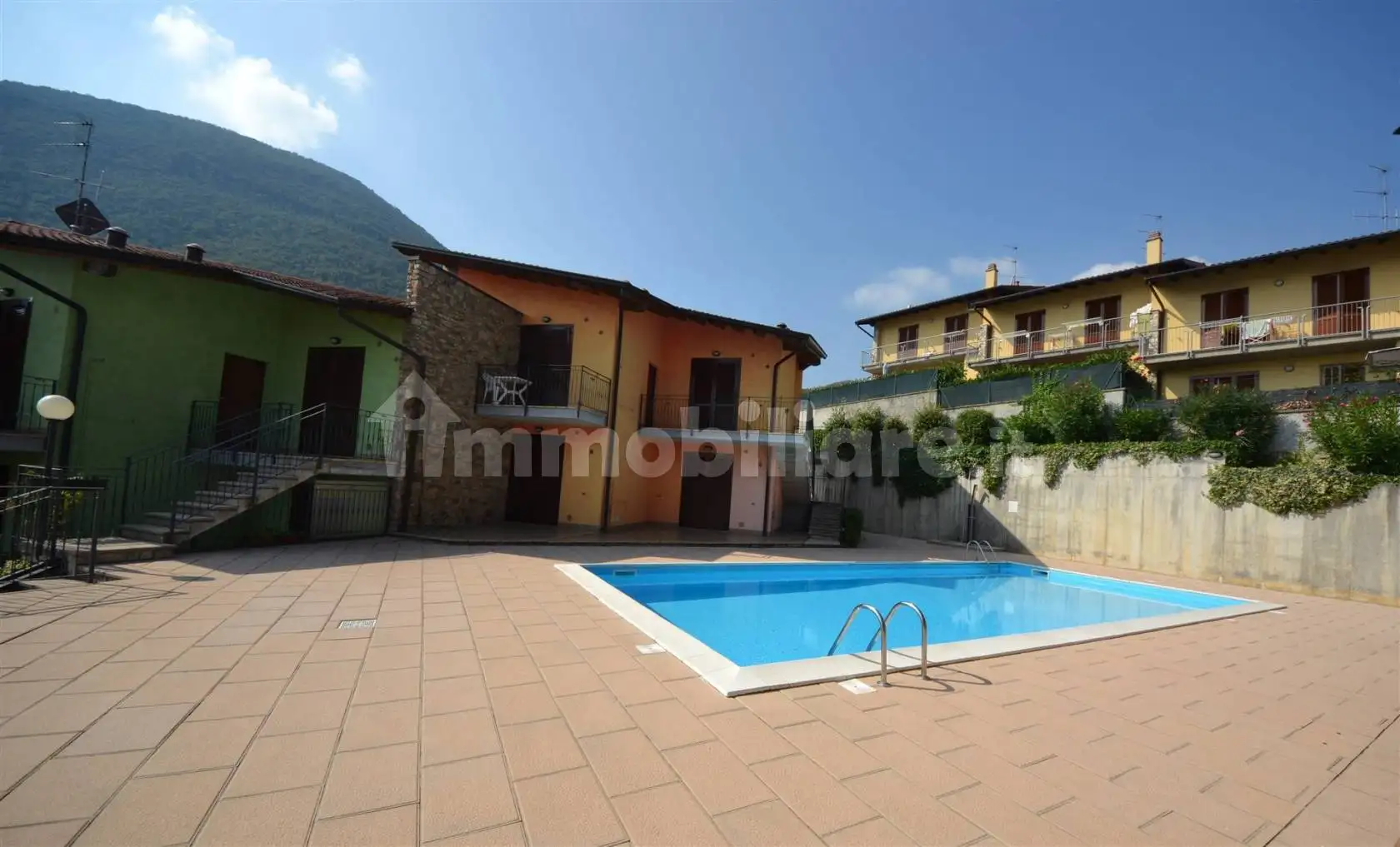 Appartamento in affitto a Tavernola Bergamasca