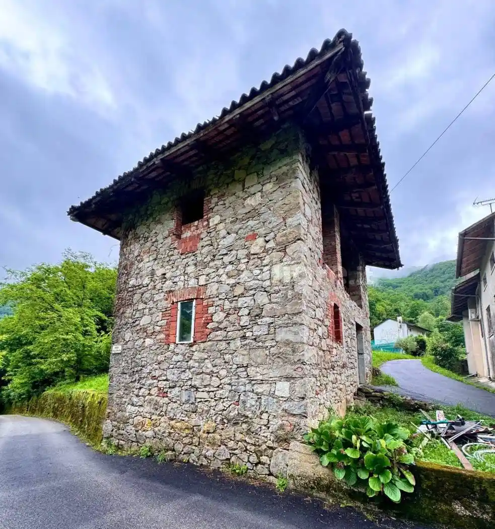 Rustico - Casale in vendita a Attimis