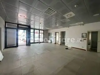 Palazzo - Edificio in vendita a Masi Torello