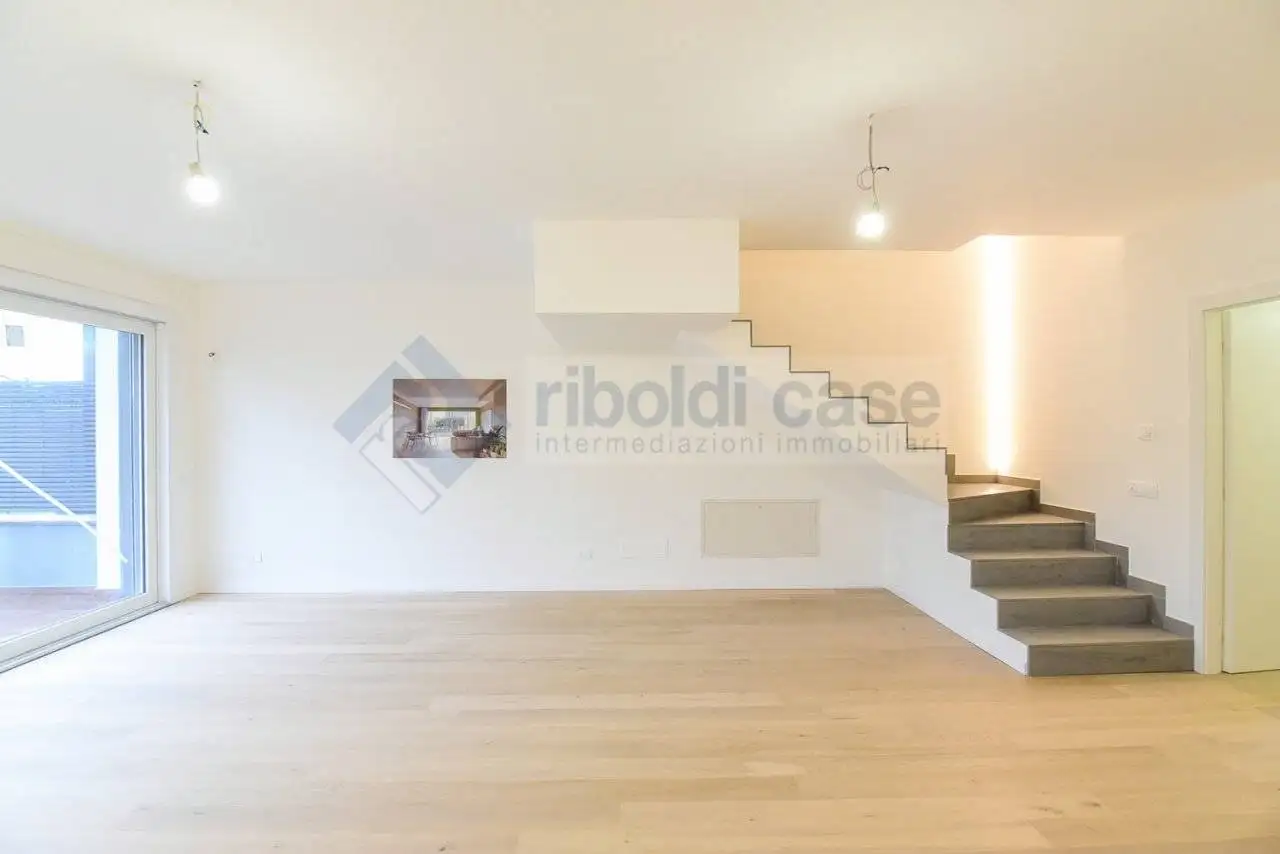 Villetta a schiera in vendita a Seregno