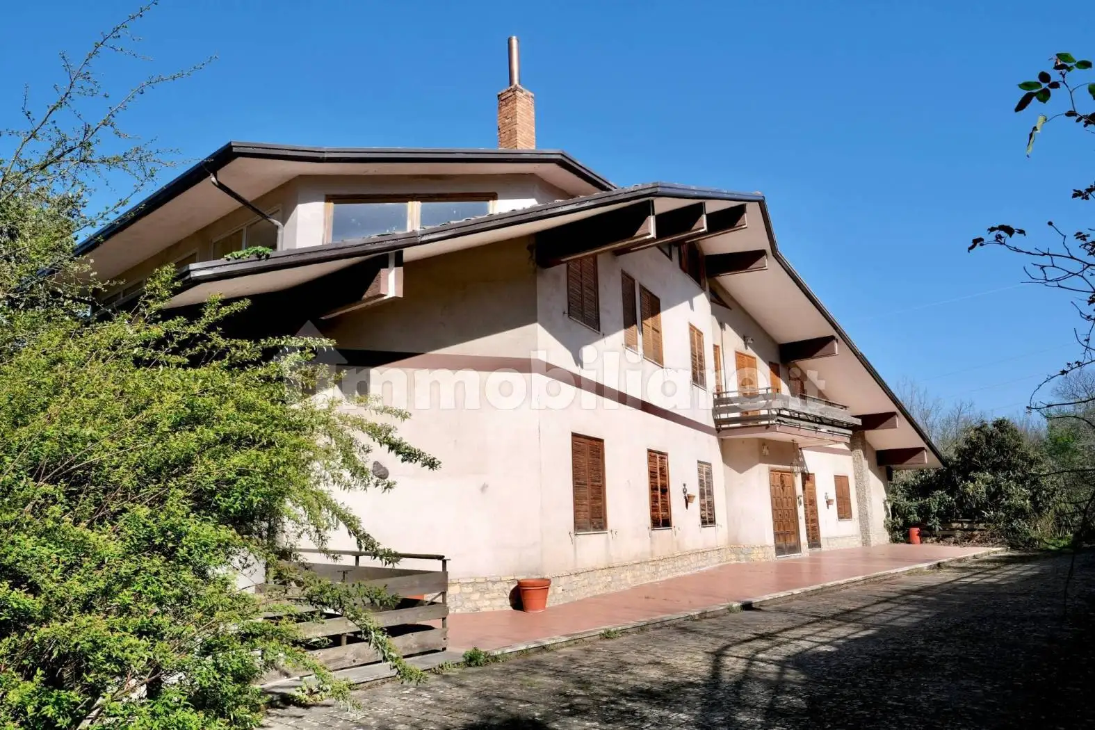 Palazzo - Edificio in vendita a Avellino