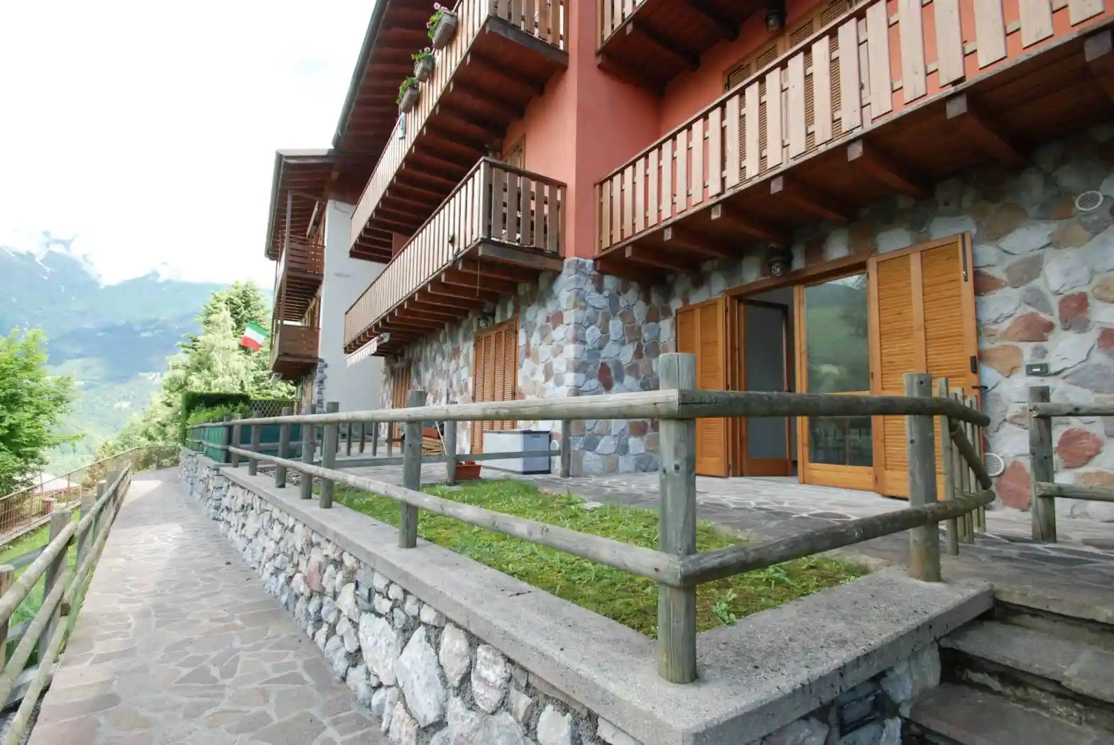 Appartamento in vendita a Gandellino