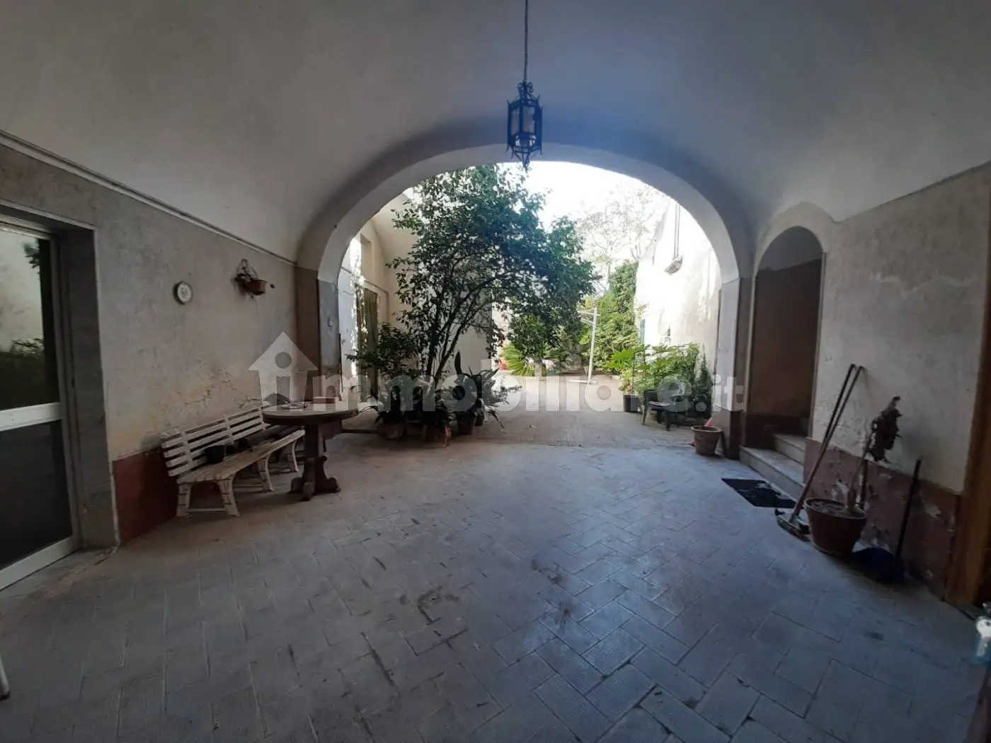 Palazzo - Edificio in vendita a Durazzano