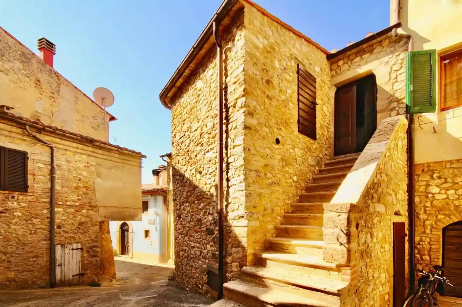 Casa indipendente in vendita a Semproniano