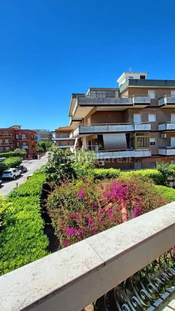 Villa in vendita a Pomezia