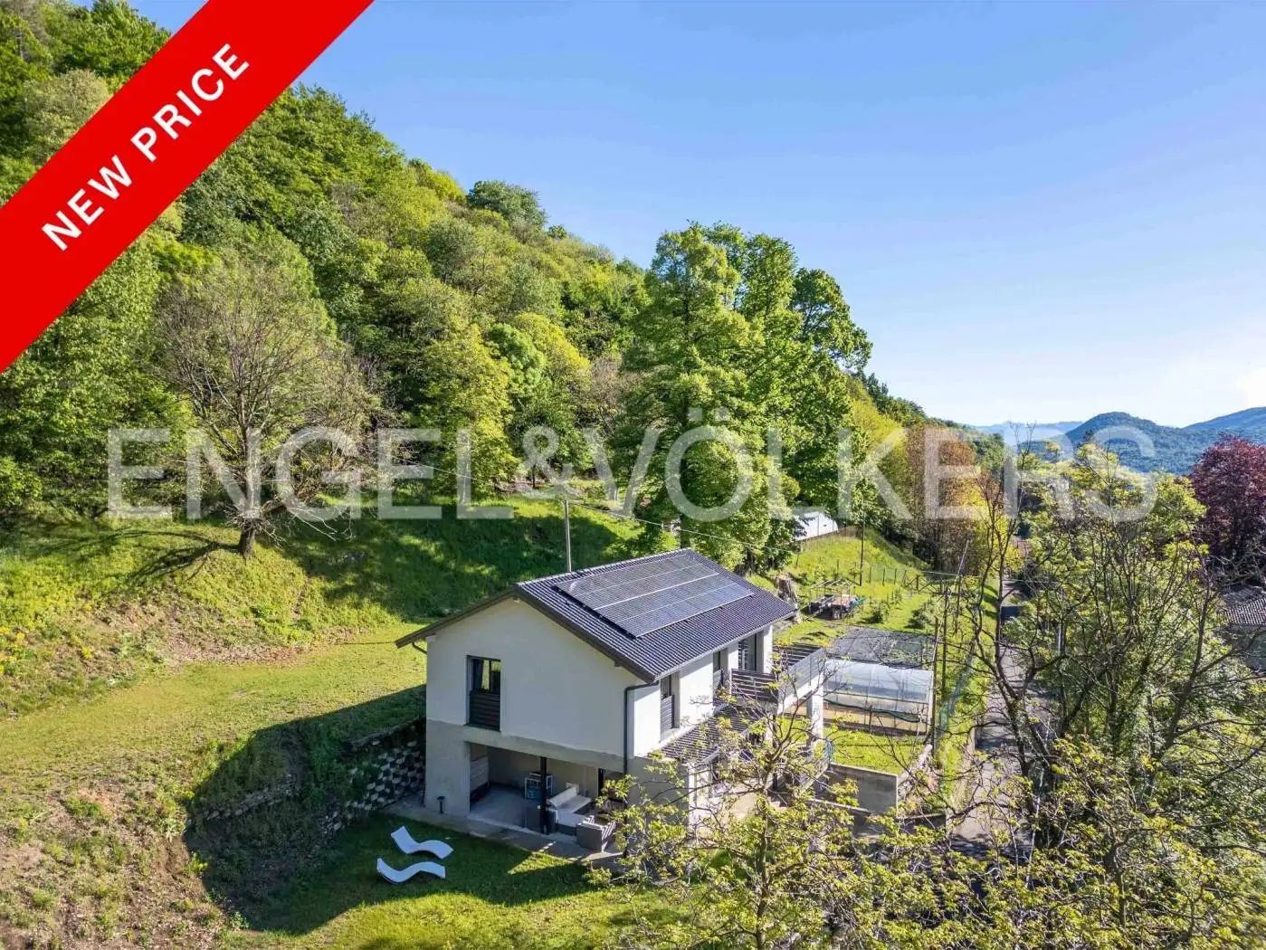 Villa in vendita a Castello Cabiaglio