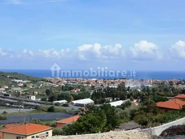 Villa in vendita a Diano Castello