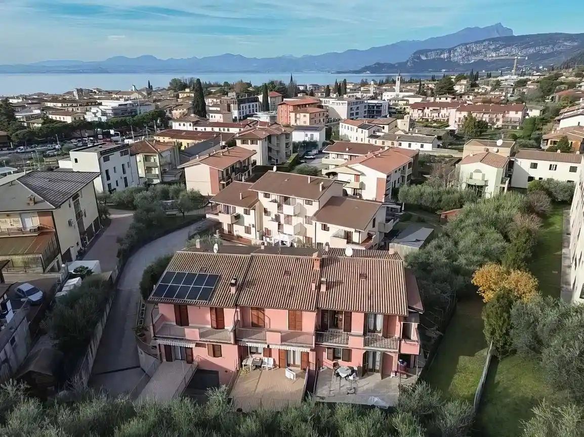 Villa in vendita a Bardolino