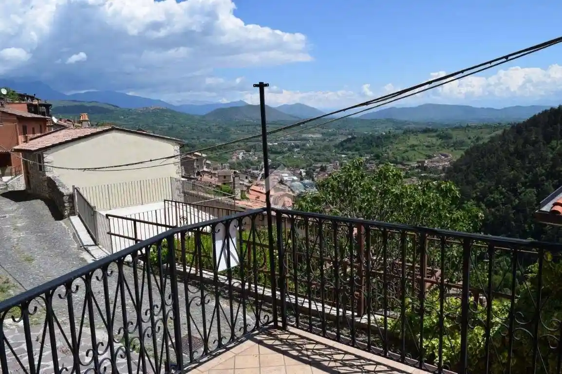 Terratetto plurifamiliare via I castello, Centro, Tagliacozzo - foto 2