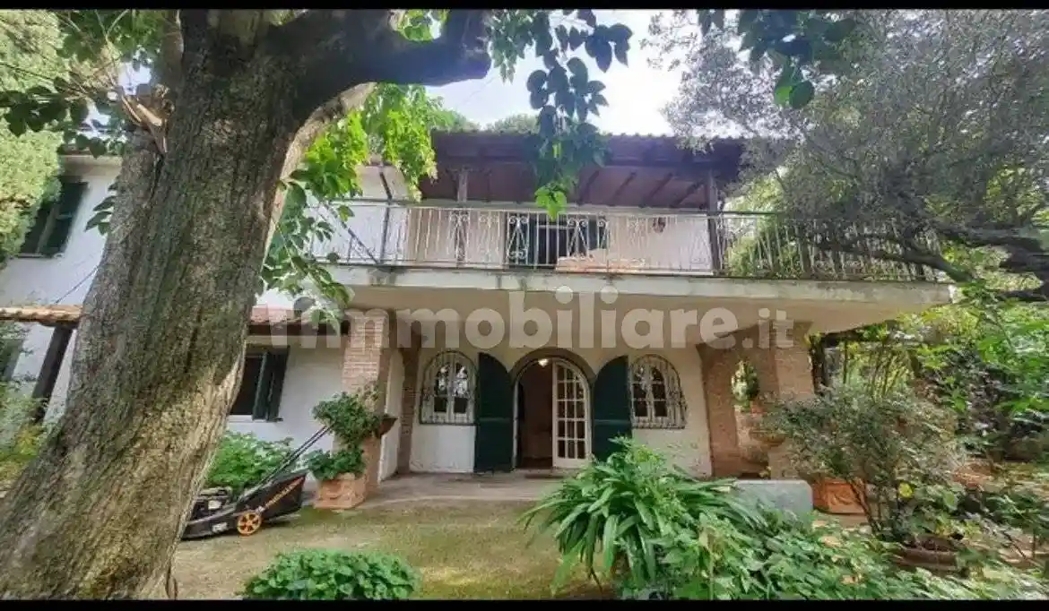 Villa in vendita a Genzano di Roma