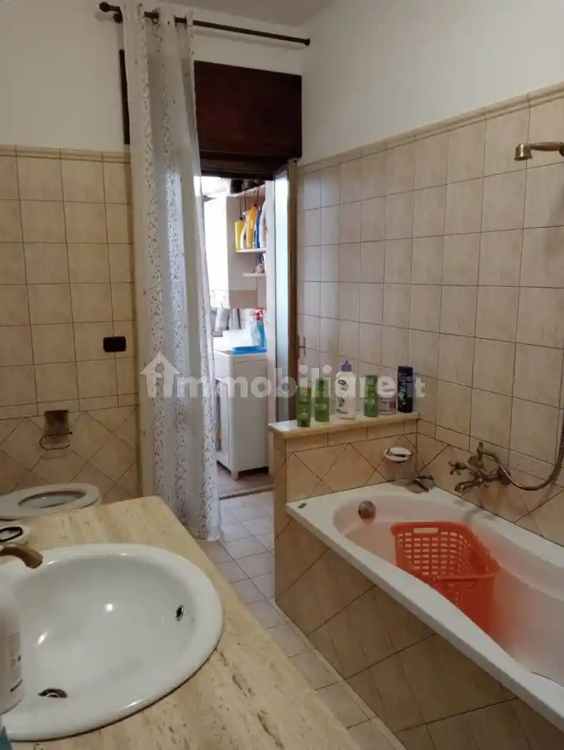 Trilocale via Camillo Benso di Cavour 16, Centro, Paola - foto 5