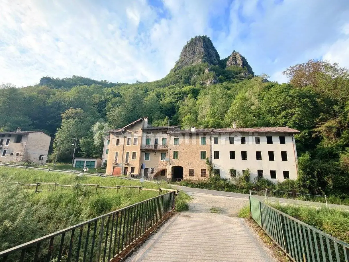 Villetta a schiera in vendita a Posina