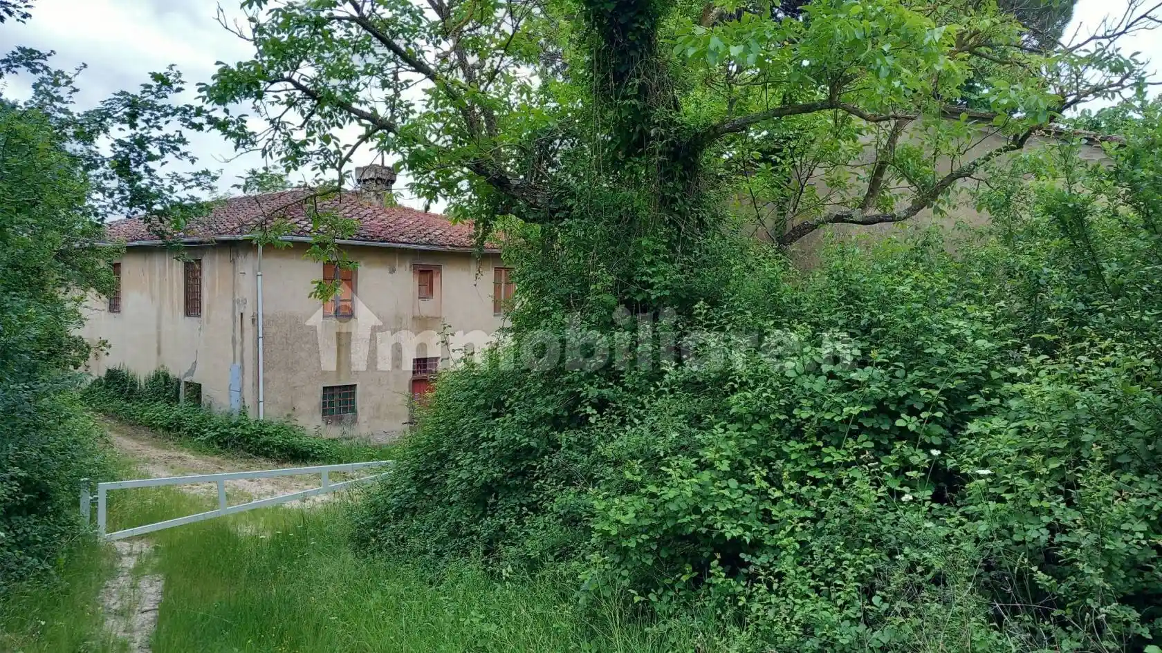 Rustico - Casale in vendita a Castelfiorentino