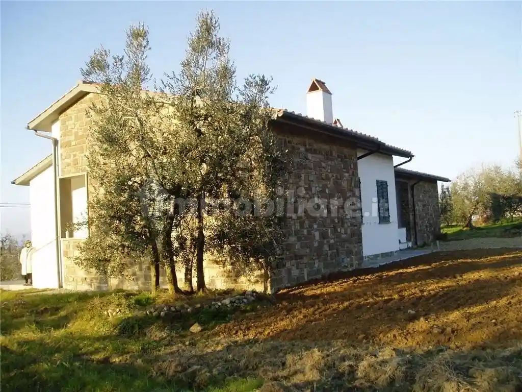Villa in vendita a Montespertoli