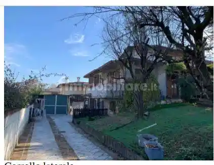 Villa in vendita a Mozzanica