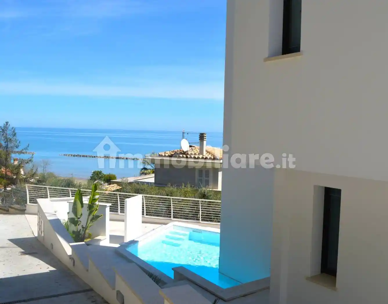 Villa in vendita a Cupra Marittima