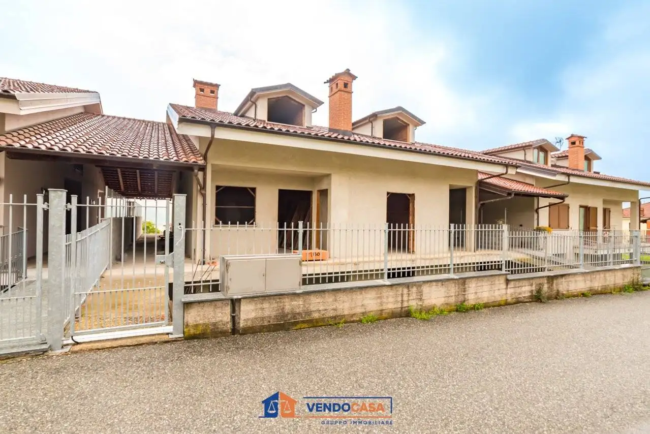 Casa indipendente in vendita a Martiniana Po