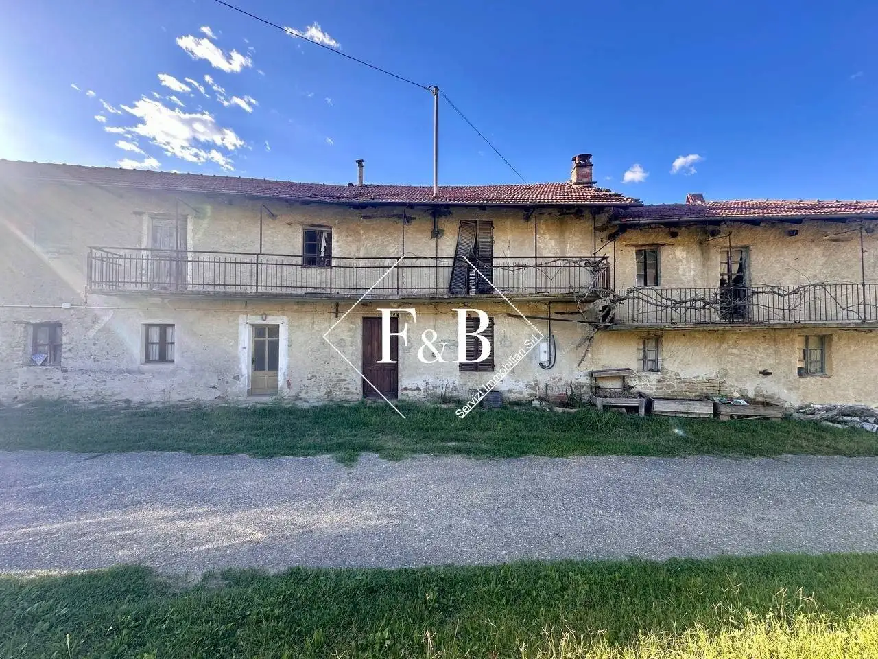 Rustico - Casale in vendita a Castino