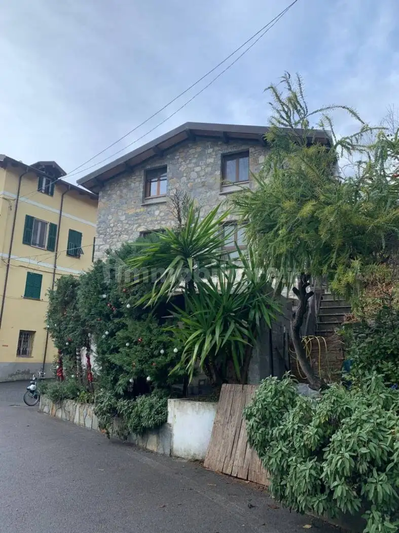 Villa unifamiliare via Giacomo Matteotti 61, Centro, Airole - foto 3