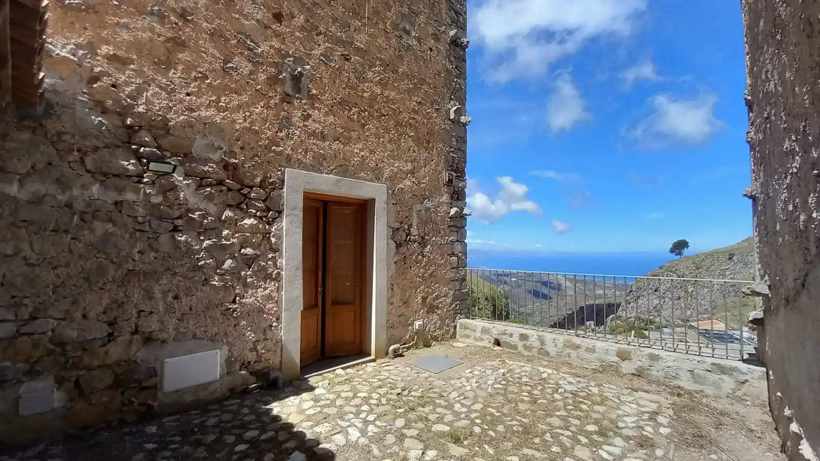 Casa indipendente in vendita a Gratteri